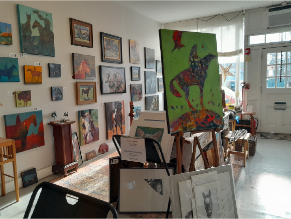 10 Years On - Equine Art Is Still Alive and Kicking at Juliet Harrison’s Equis 10 Years On - Equine Art Is Still Alive and Kicking at Juliet Harrison’s Equis